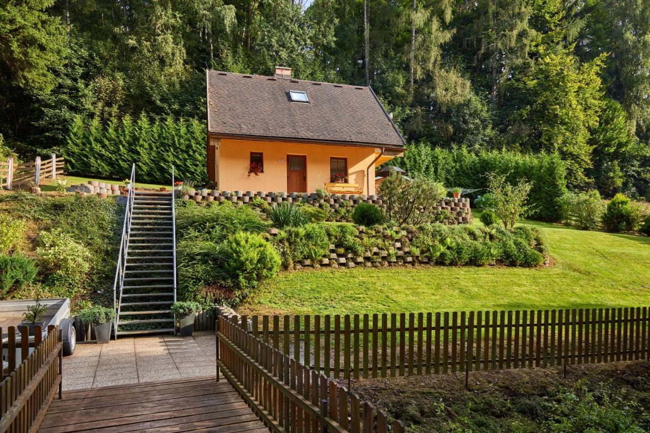 Rekreacni Dum Dony Villa Trutnov Luaran gambar